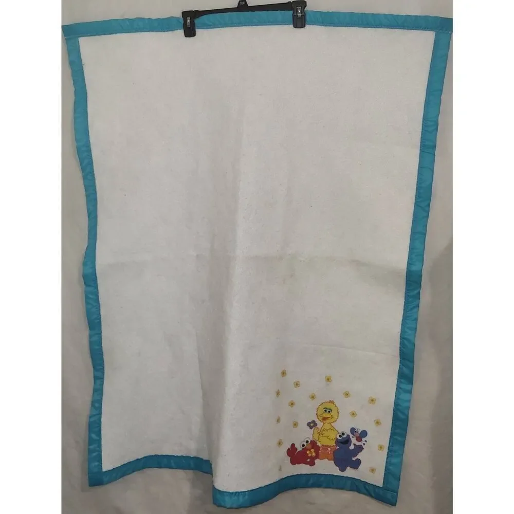 Vtg Riegel Sesame Street Crib Blanket Comforter Made in USA Rare!  46 x 37.5